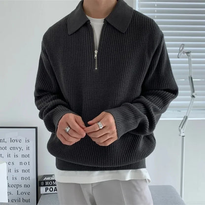 Loose fit, high-end feel — your go-to knit this season.