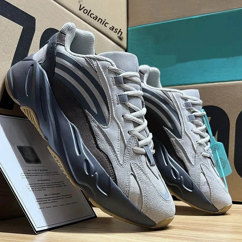 Retro vibes, modern comfort — your new unisex sneakers.